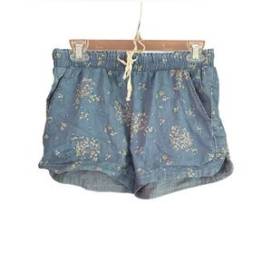 Jolt Floral jean shorts size small